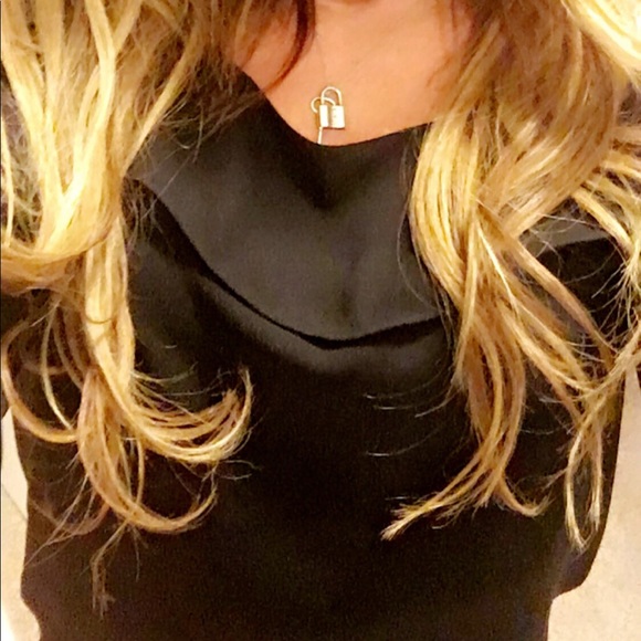 Ladies blouse - Picture 4 of 4